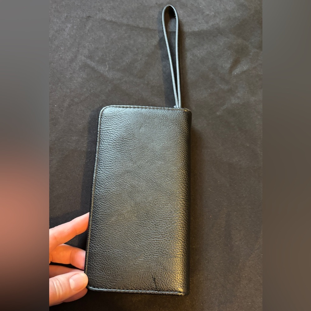 Black Wallet